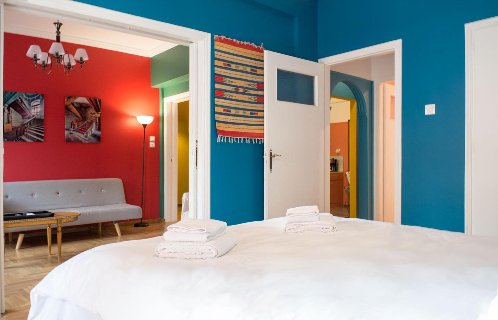 "Casa De Colores", Next To The Metro เอเธนส์ ภายนอก รูปภาพ
