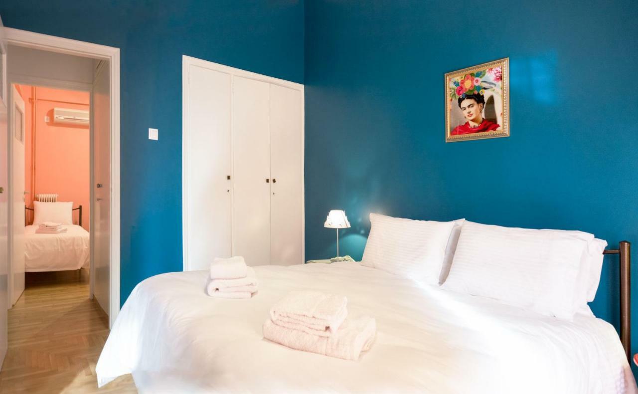 "Casa De Colores", Next To The Metro เอเธนส์ ภายนอก รูปภาพ