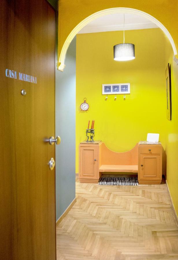 "Casa De Colores", Next To The Metro เอเธนส์ ภายนอก รูปภาพ